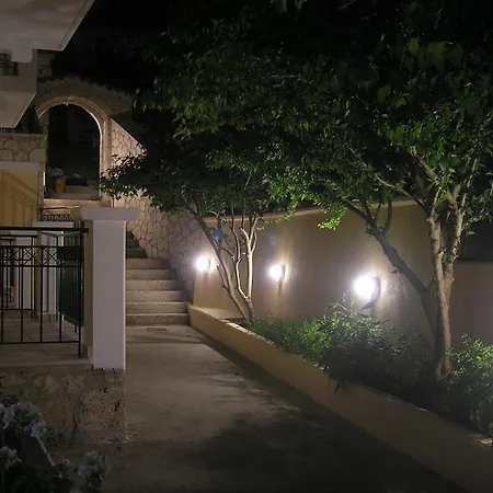 Votistis Apartment *